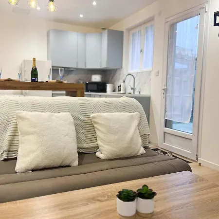 F2 Ciel étoilé Appartement *